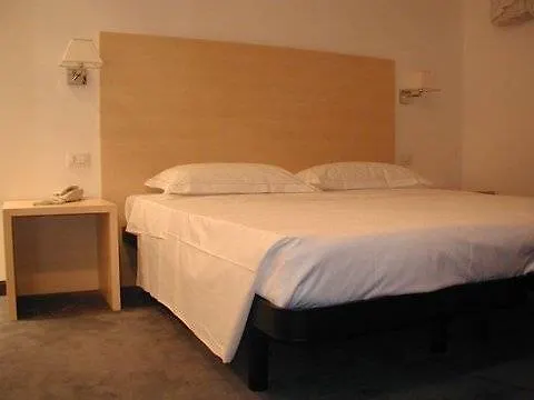 Club Meeting Hotel Rimini 4*,
