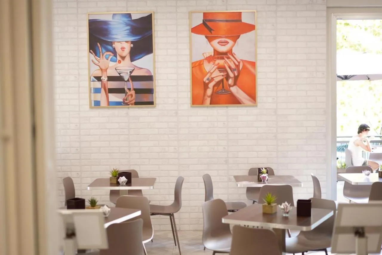 Club Meeting Hotel Rimini 4*,