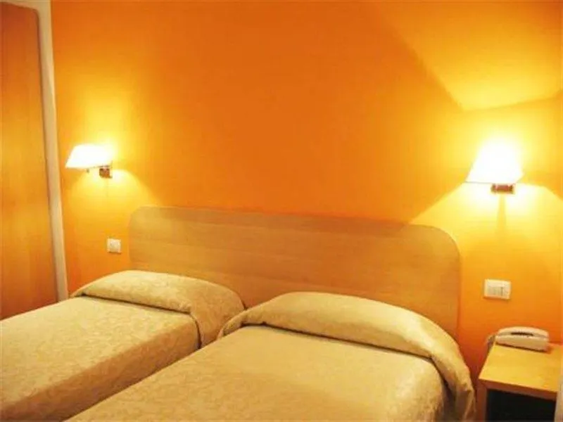 Club Meeting Hotel Rimini 4*,